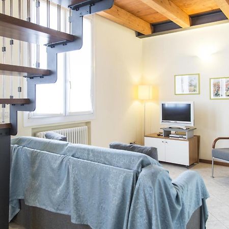Residenza Carracci Aparthotel Bologna Buitenkant foto