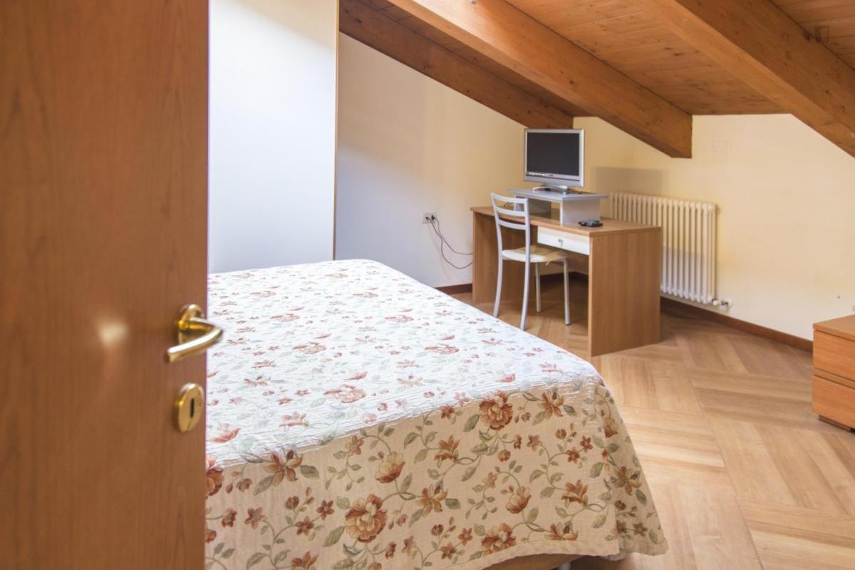 Residenza Carracci Aparthotel Bologna Buitenkant foto
